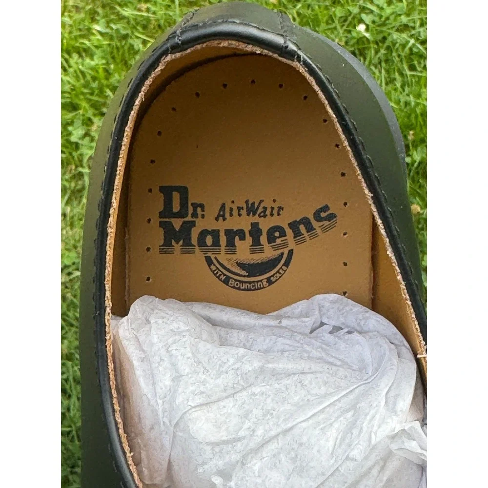 Dr. Martens 1461 Smooth Black Leather 3-Eye Oxford Shoe 11838002 Mens 7 Womens 8